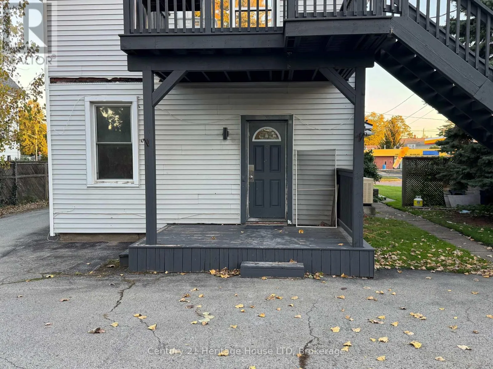 2 - 28 PRINCESS STREET #2