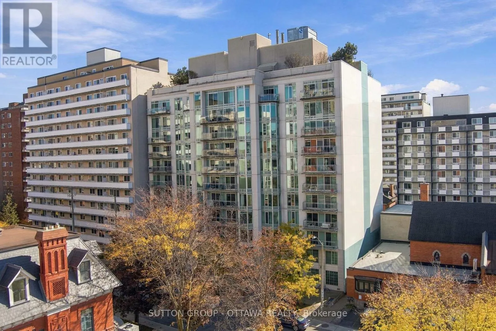 1012 - 138 SOMERSET STREET W