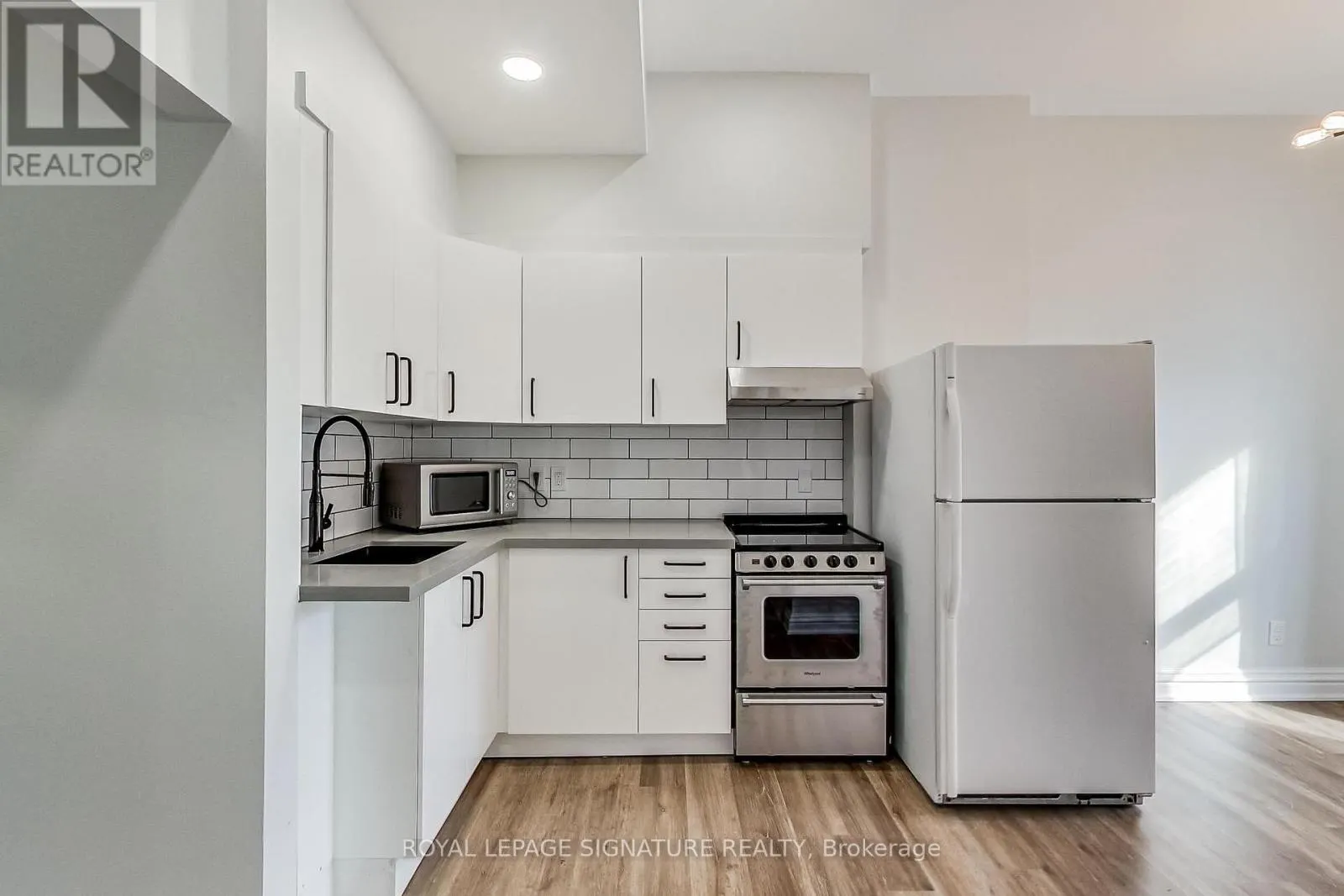 2 - 102 WEST AVENUE S