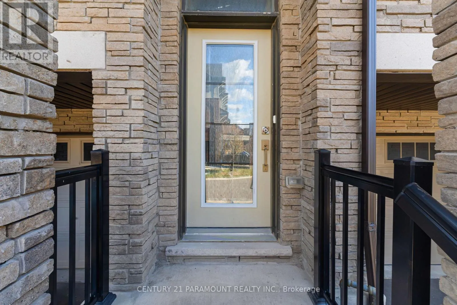 20 - 185 BEDROCK DRIVE