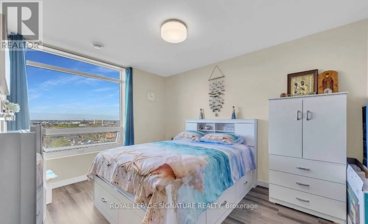 405 - 467 CHARLTON STREET