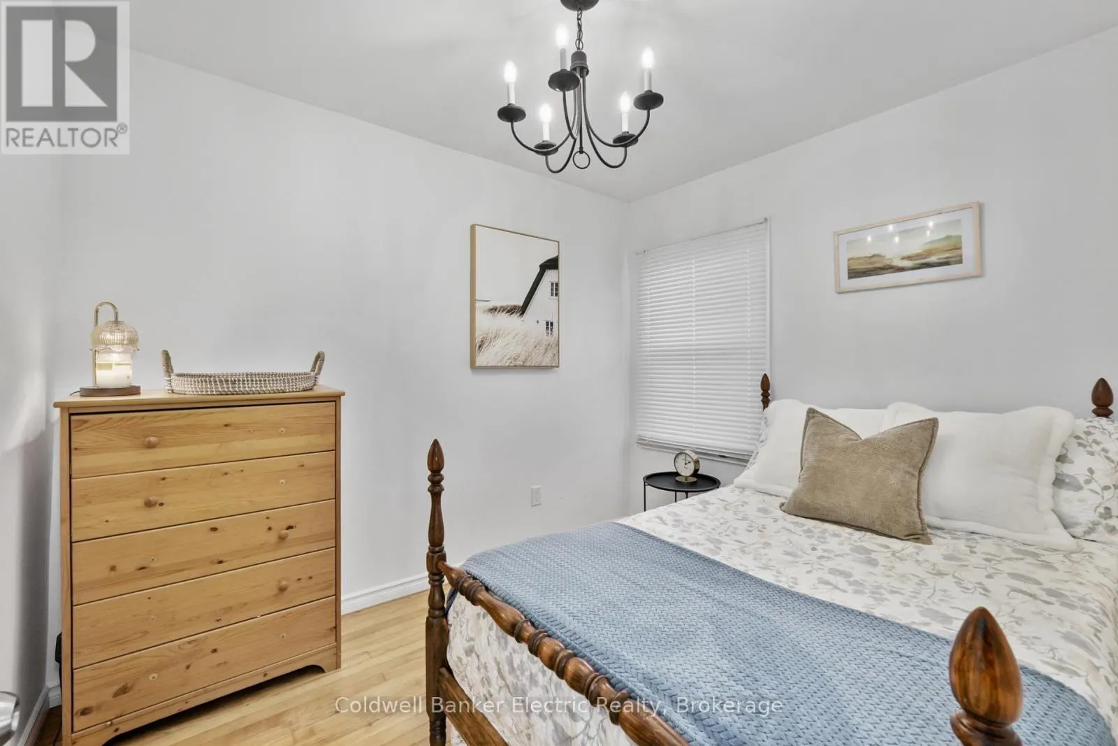 231 WOODBINE AVENUE