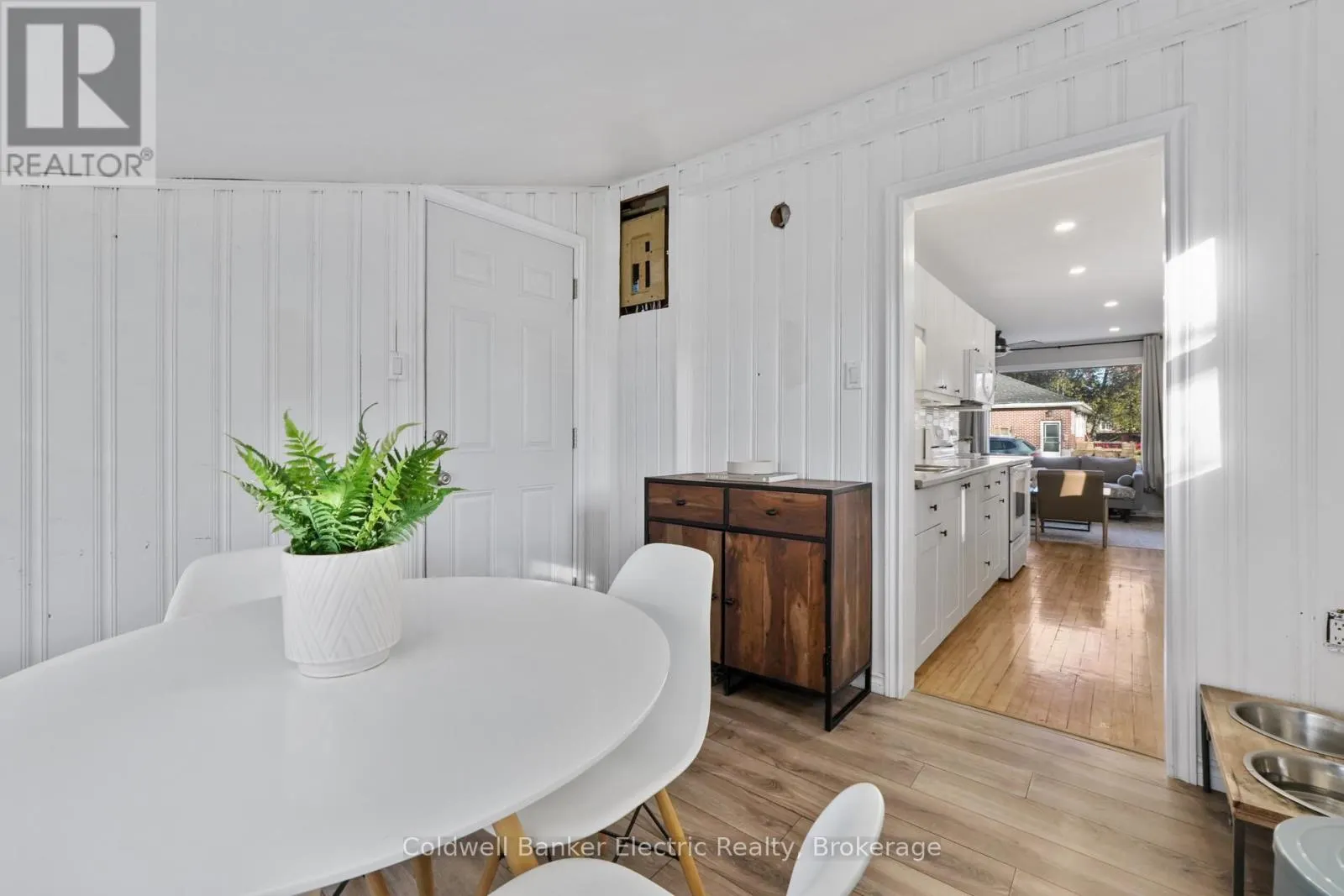 231 WOODBINE AVENUE