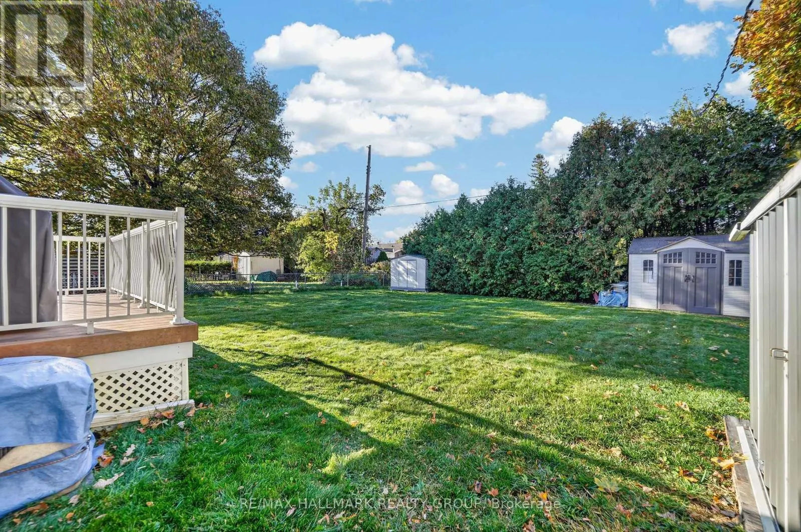 886 TROJAN AVENUE