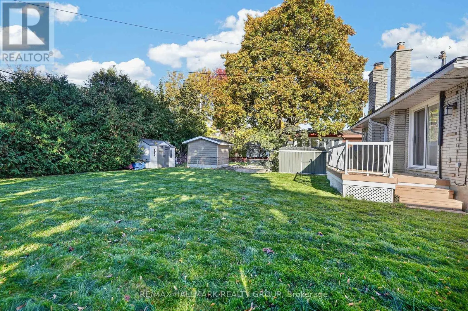 886 TROJAN AVENUE