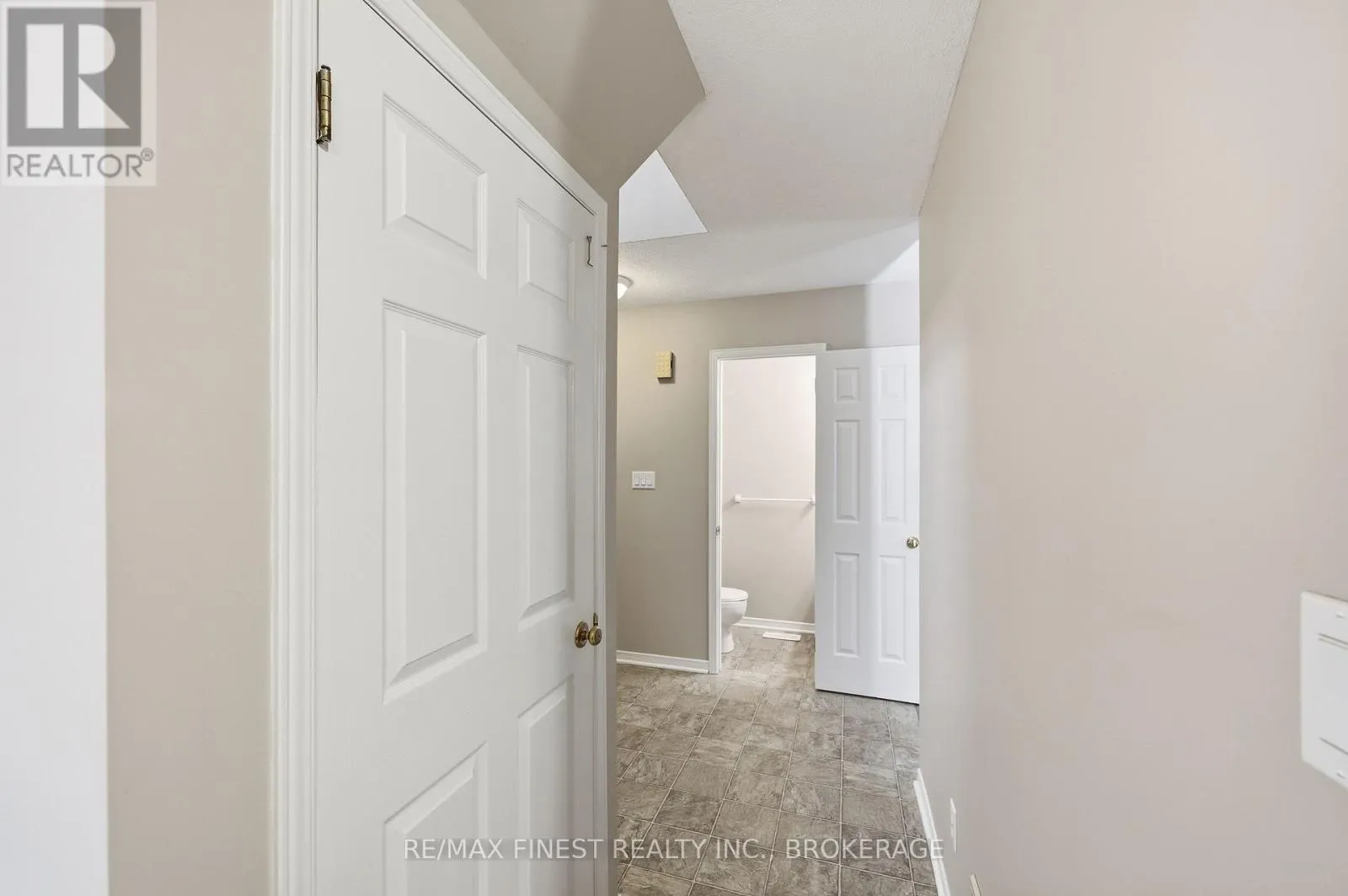 870 WALKER COURT