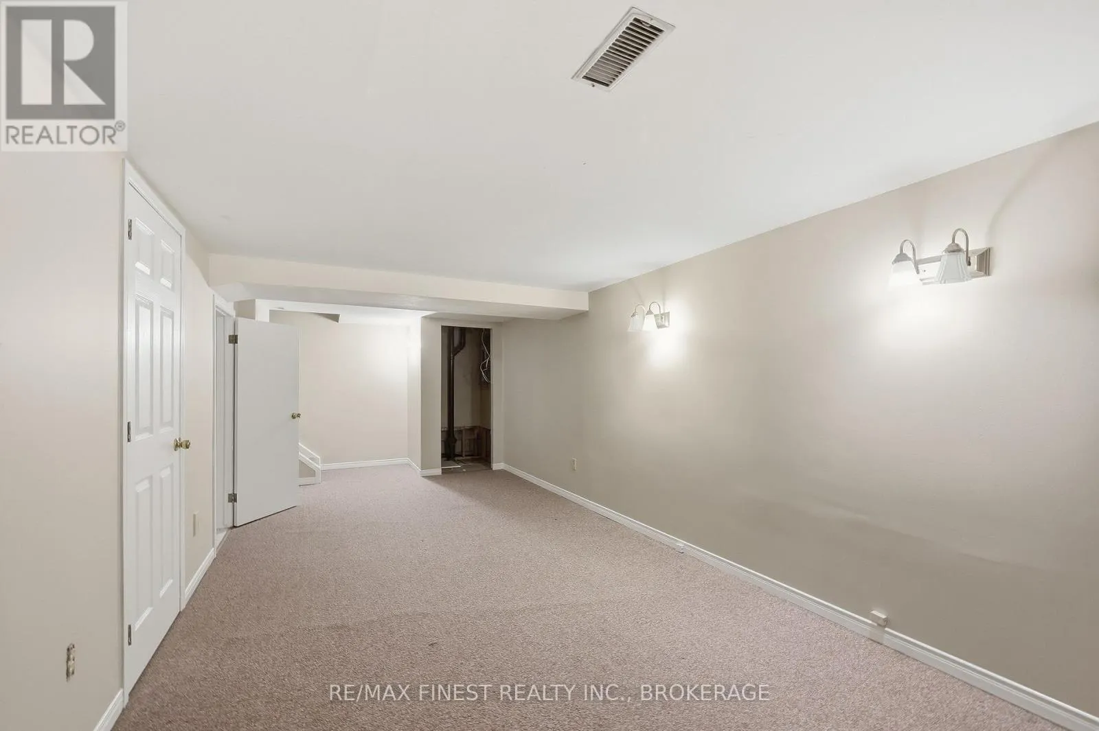 870 WALKER COURT