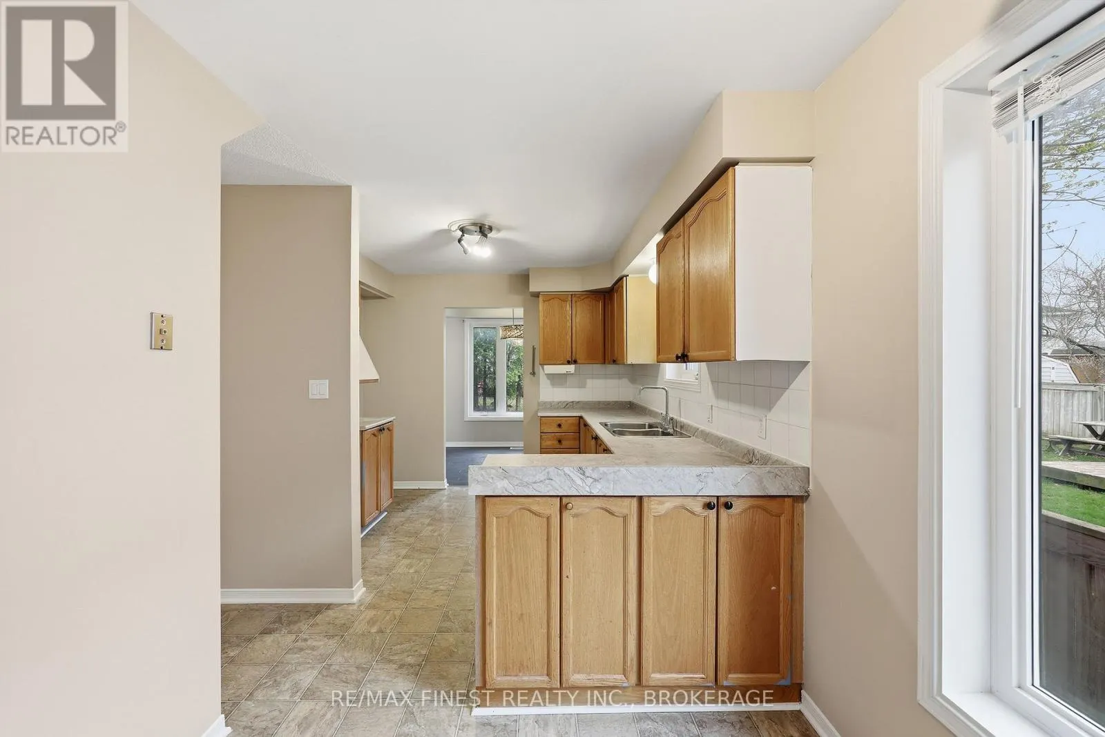 870 WALKER COURT