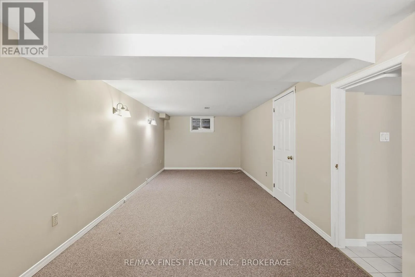 870 WALKER COURT
