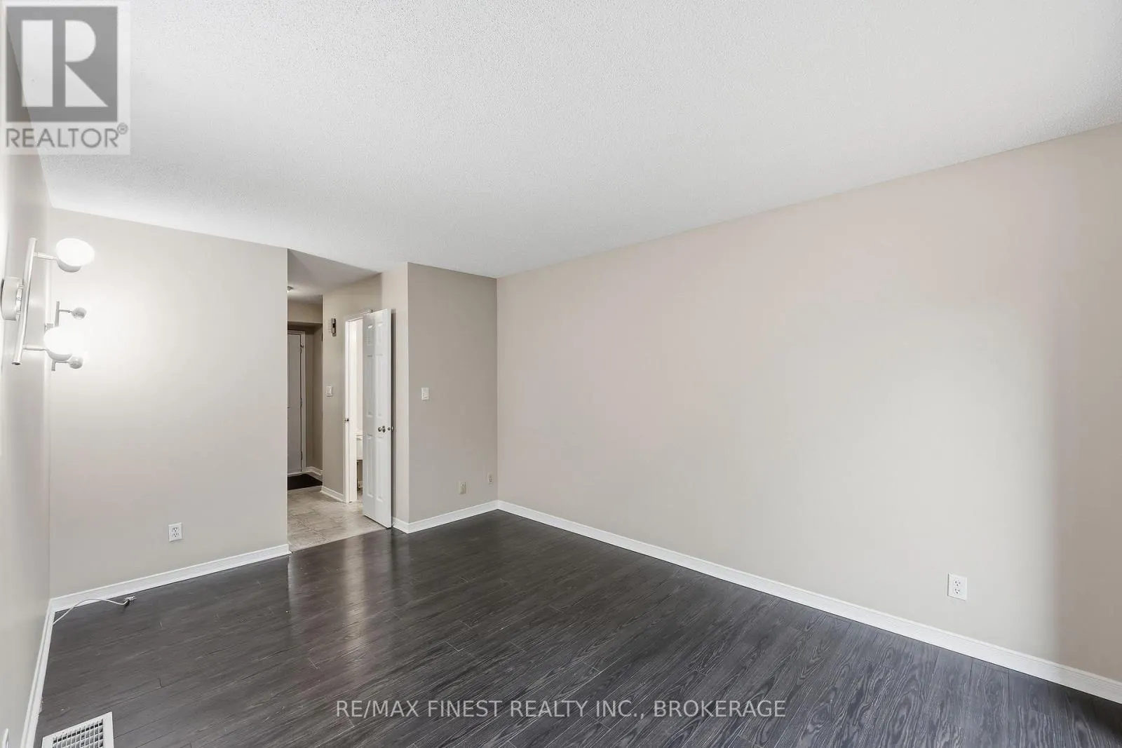 870 WALKER COURT