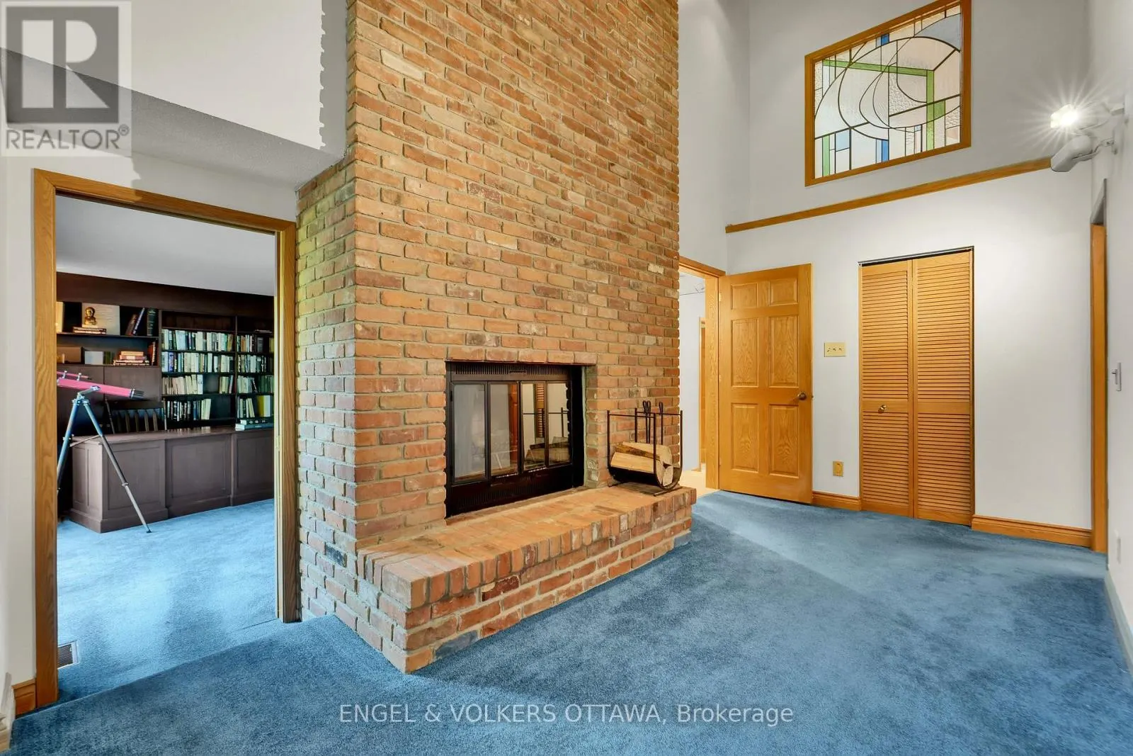 7 MID PINES GROVE