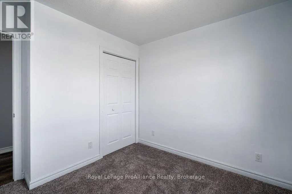 35 FOREST VALLEY DRIVE