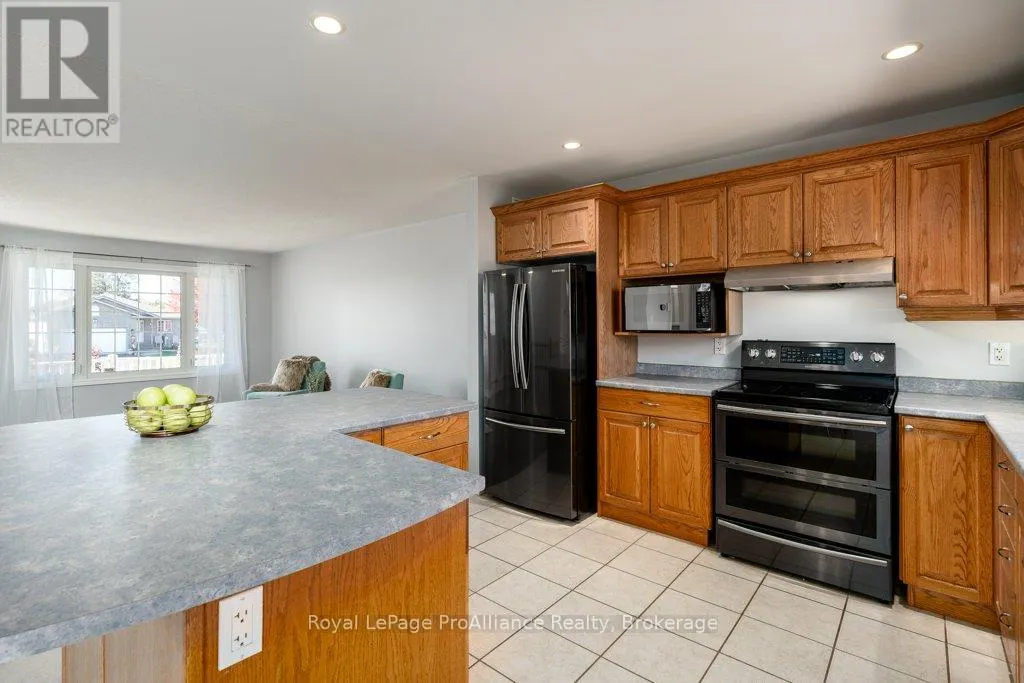 35 FOREST VALLEY DRIVE