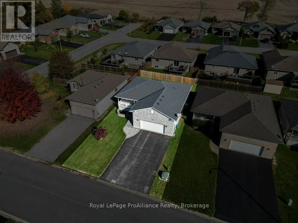 35 FOREST VALLEY DRIVE