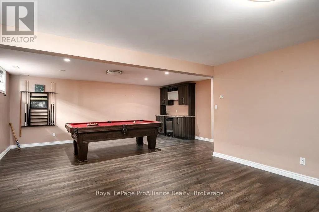 35 FOREST VALLEY DRIVE