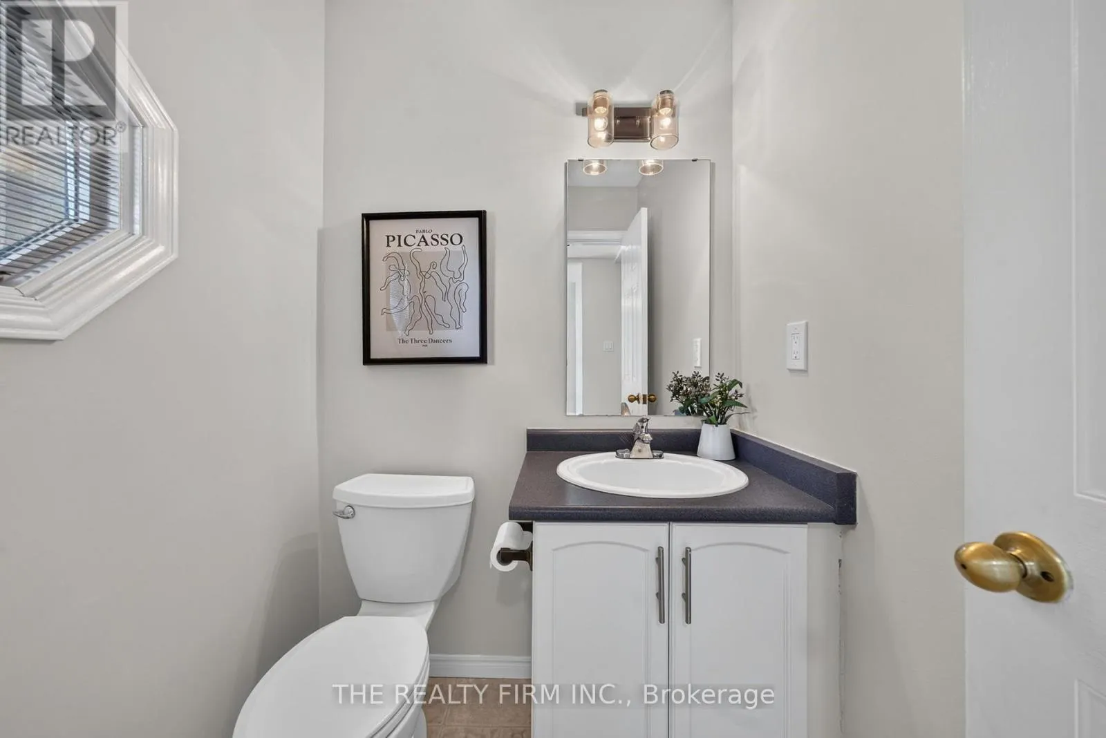 5 - 9 AILSA PLACE #5