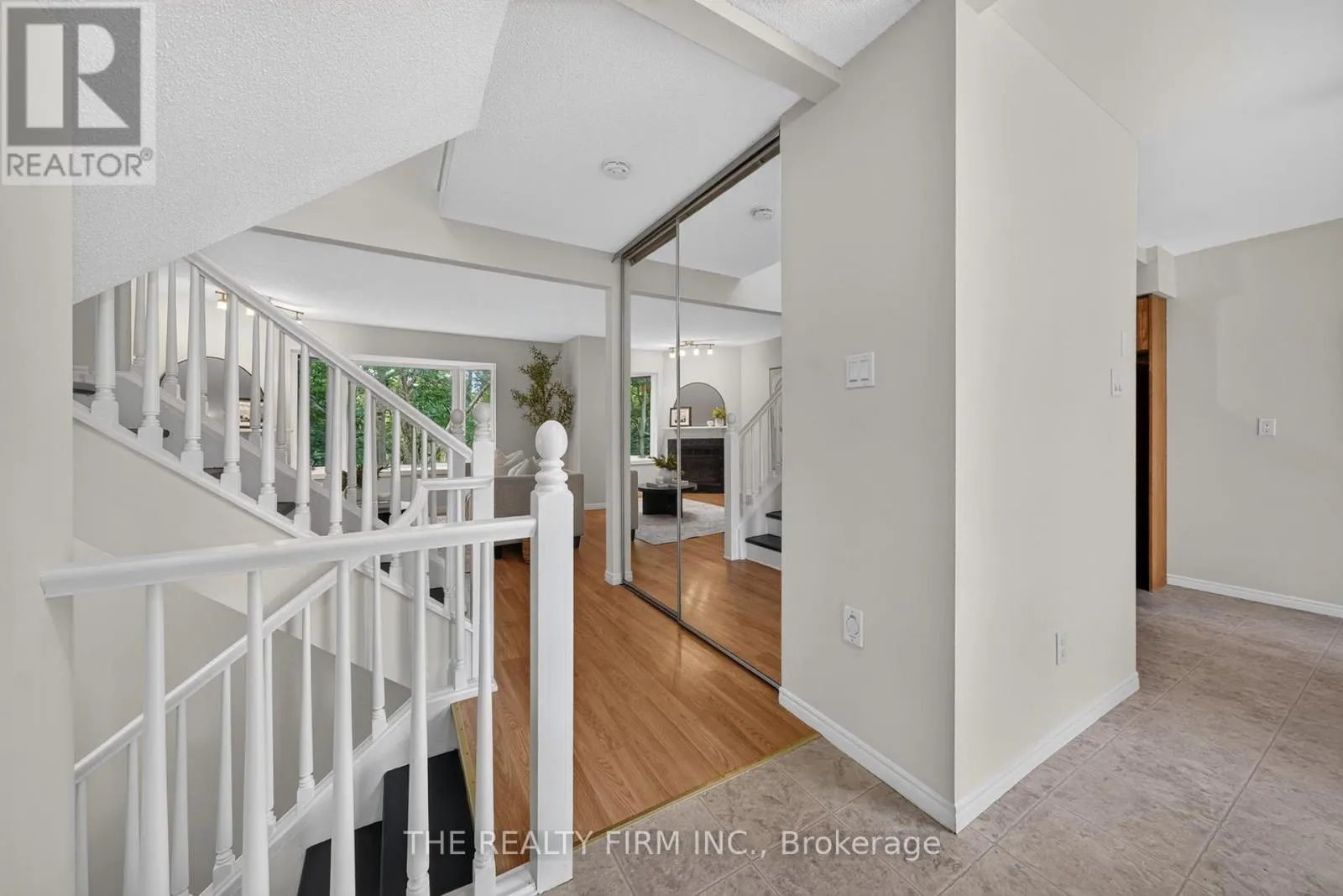 5 - 9 AILSA PLACE #5