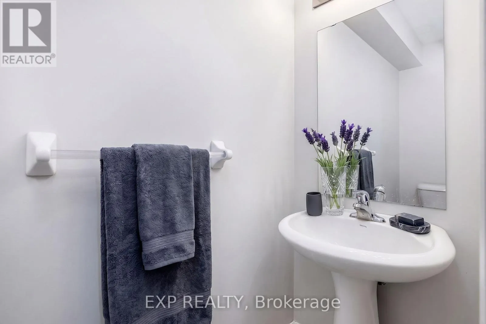 15 - 468 DOON DRIVE S