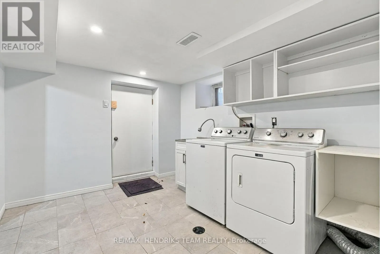 154 PROSPECT STREET N