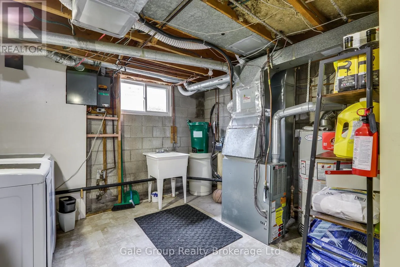 9 - 105 SPRINGBANK AVENUE #9