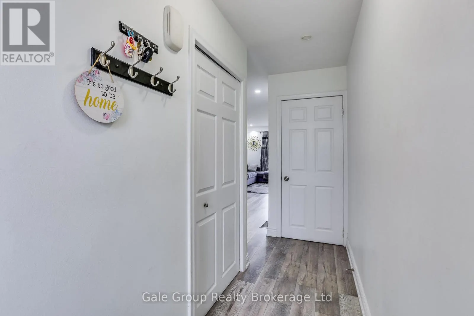9 - 105 SPRINGBANK AVENUE #9