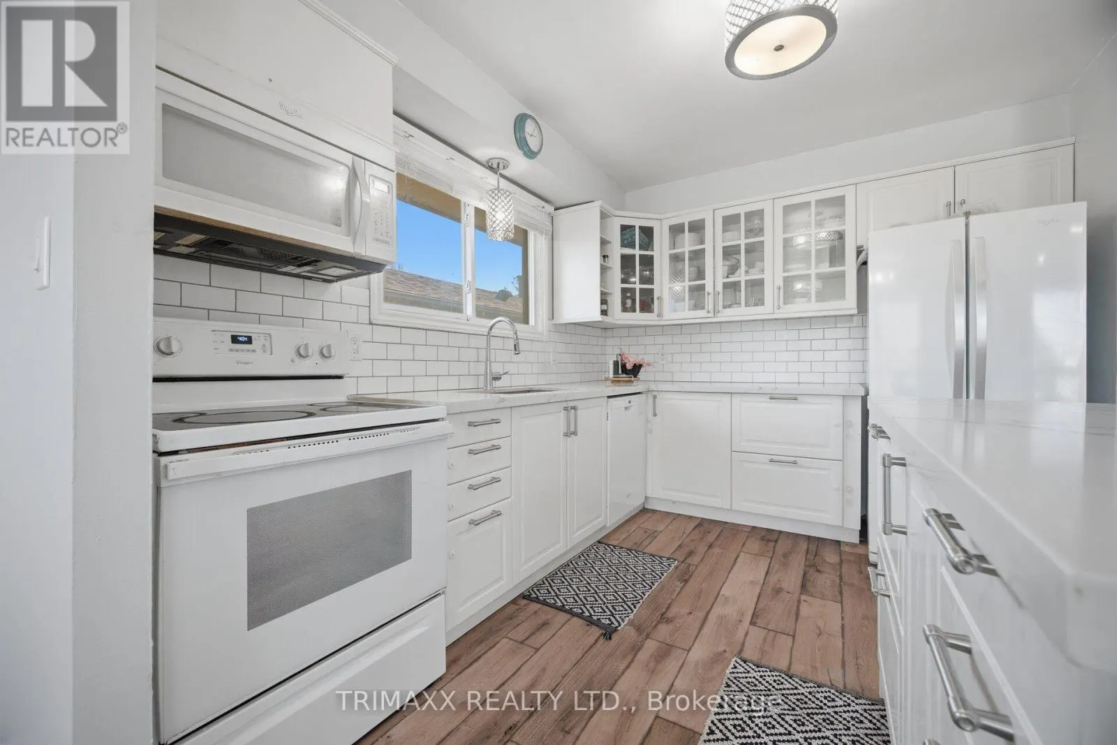 16 LORAINE DRIVE