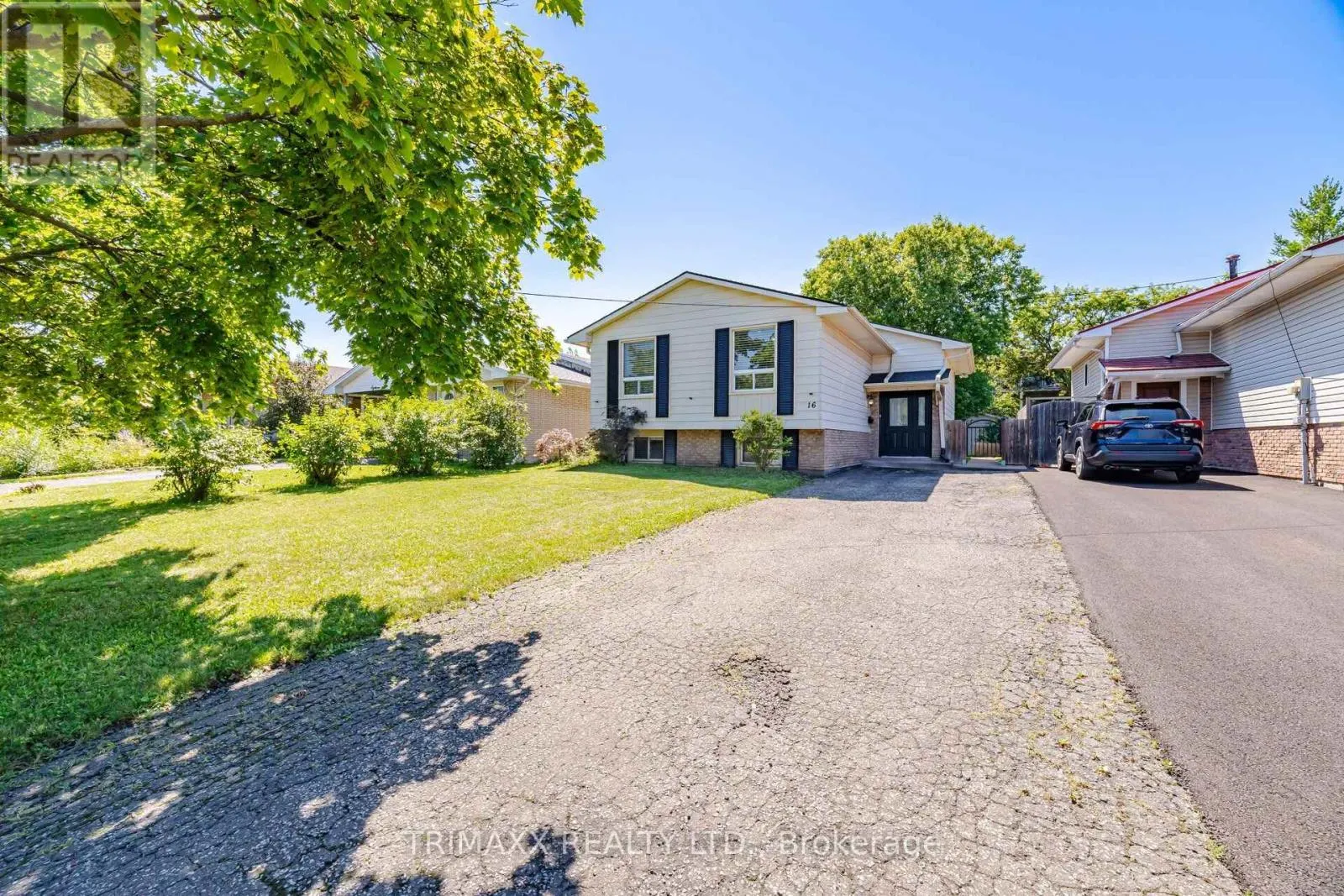 16 LORAINE DRIVE