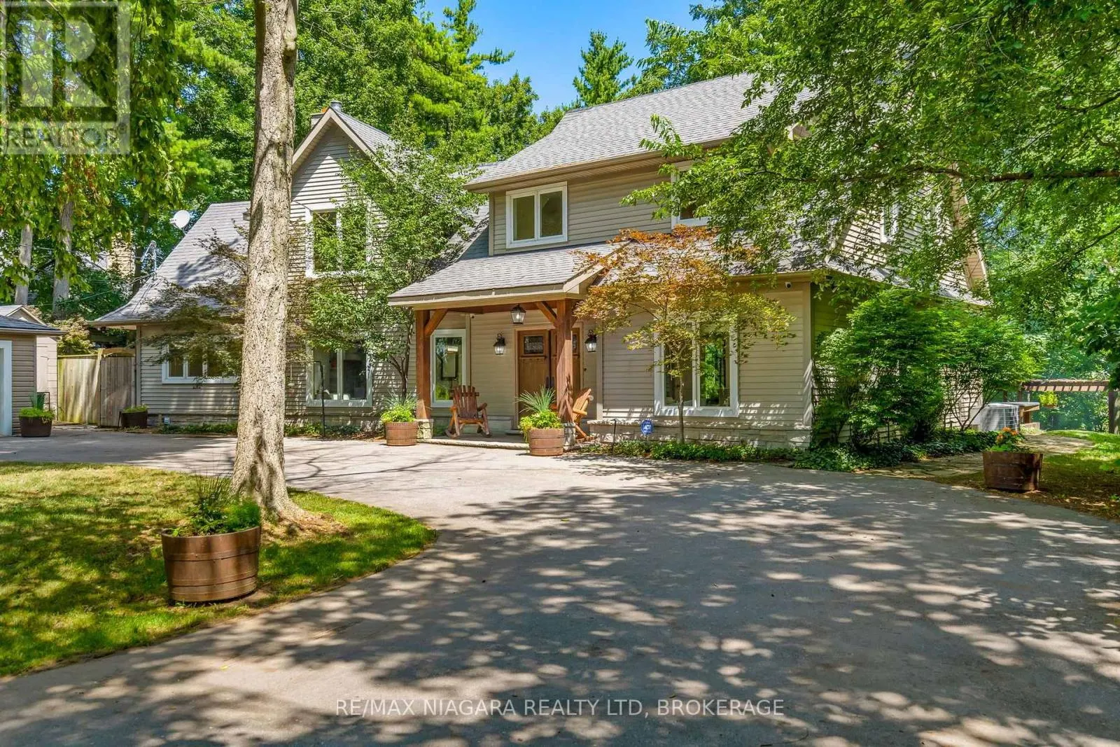429 RIDGE ROAD E