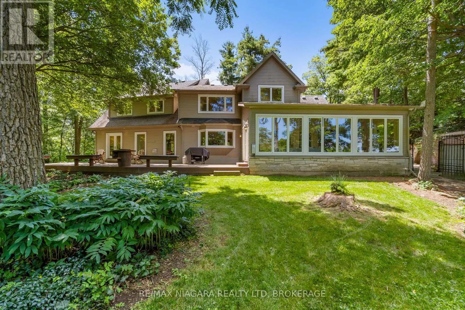 429 RIDGE ROAD E