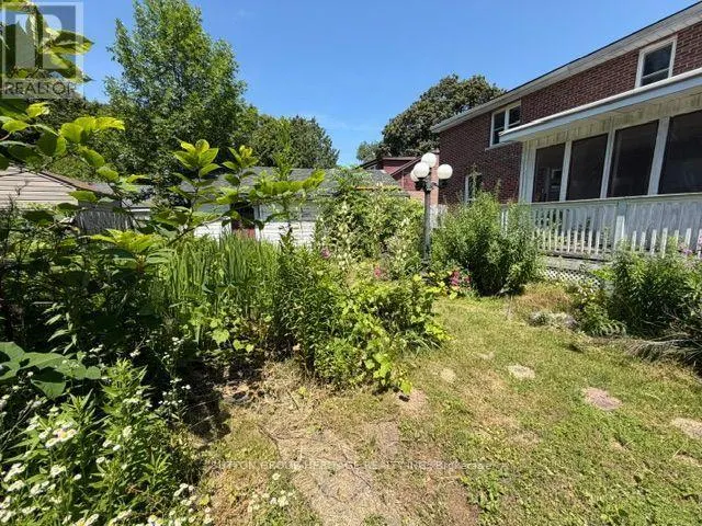 29 BROOK ROAD S