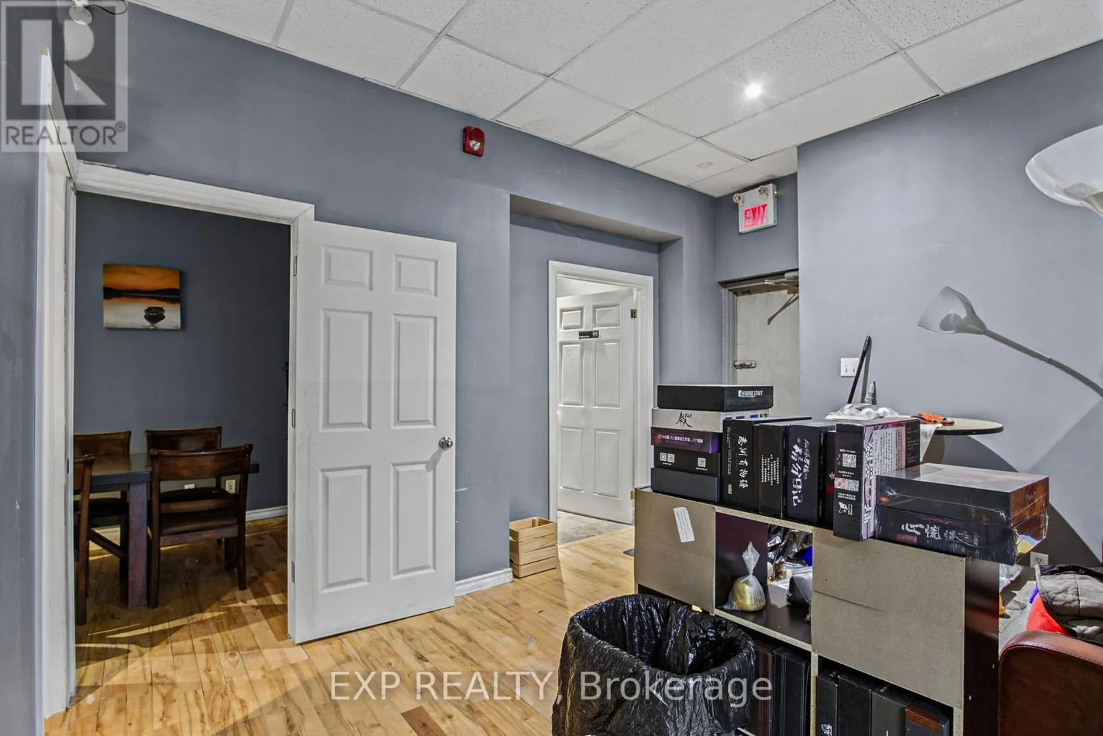 71 MAIN STREET E