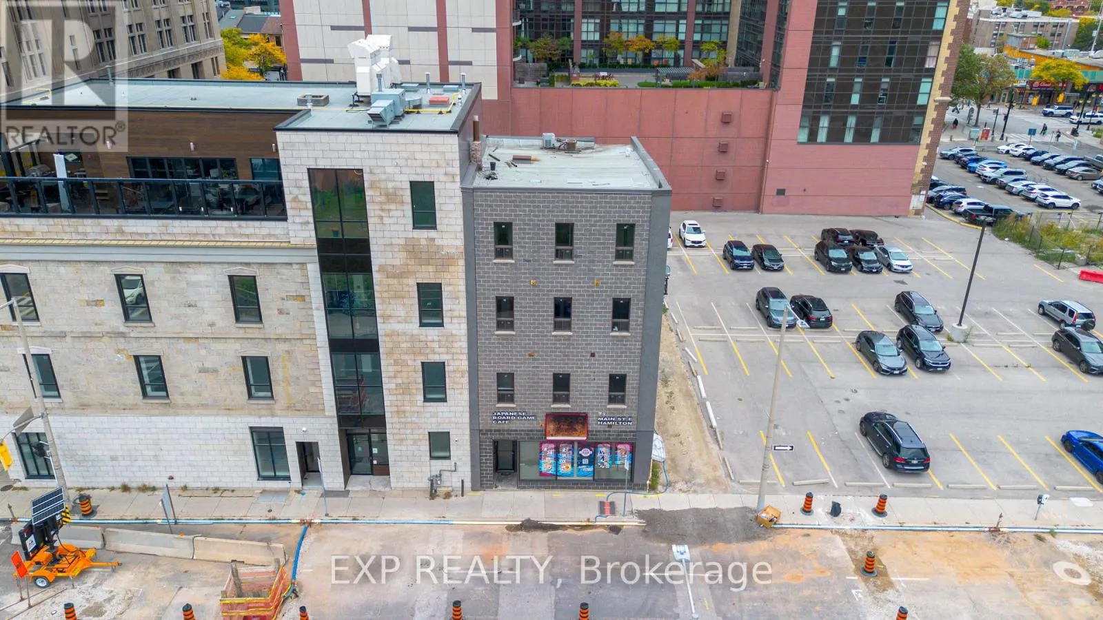 71 MAIN STREET E