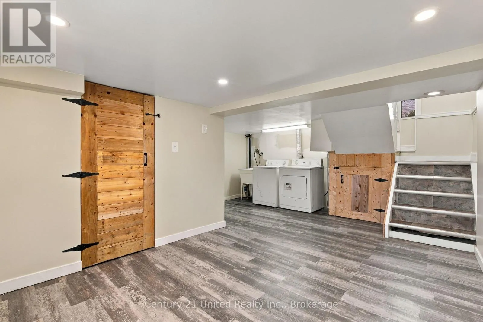 57 SHERWOOD AVENUE