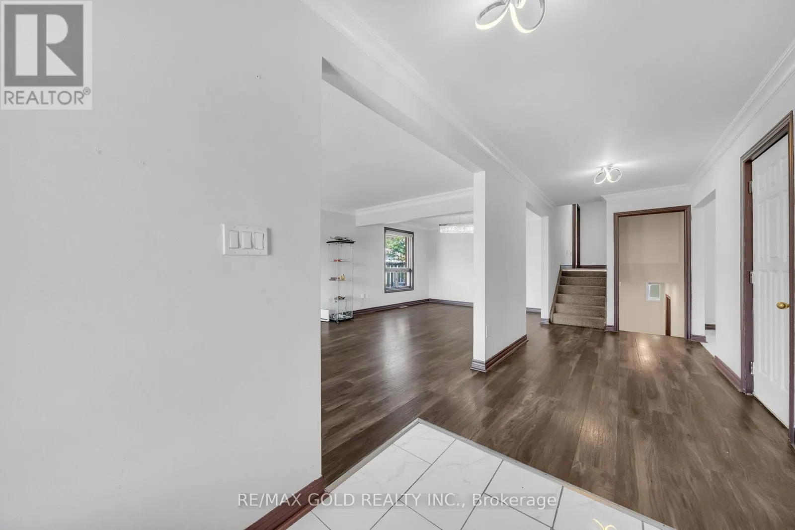 7651 SWAN STREET