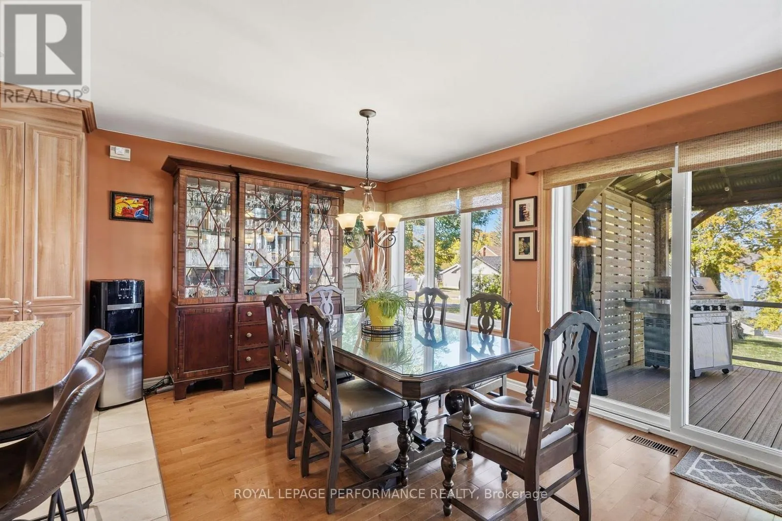 2204 BAY ROAD