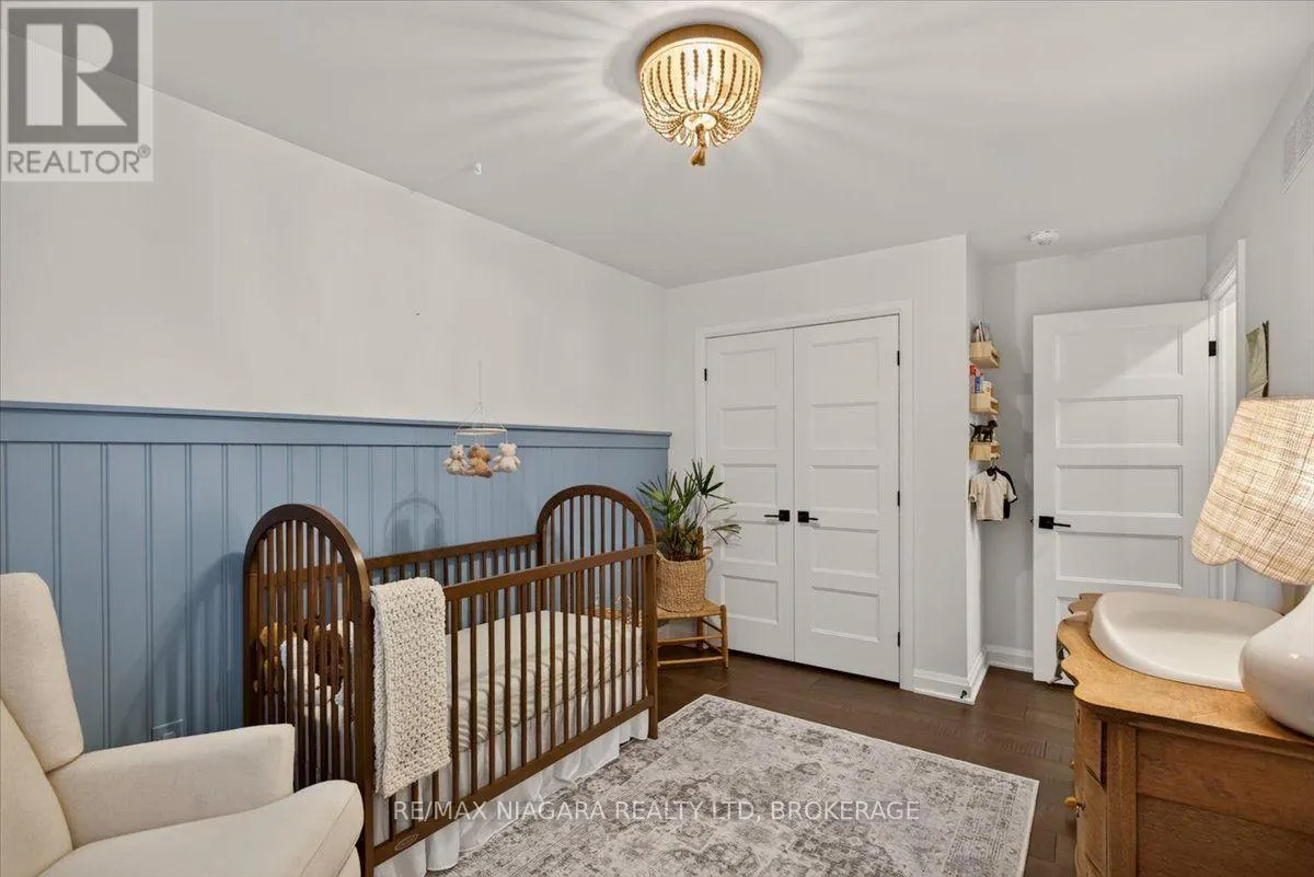 7331 SHERRILEE CRESCENT