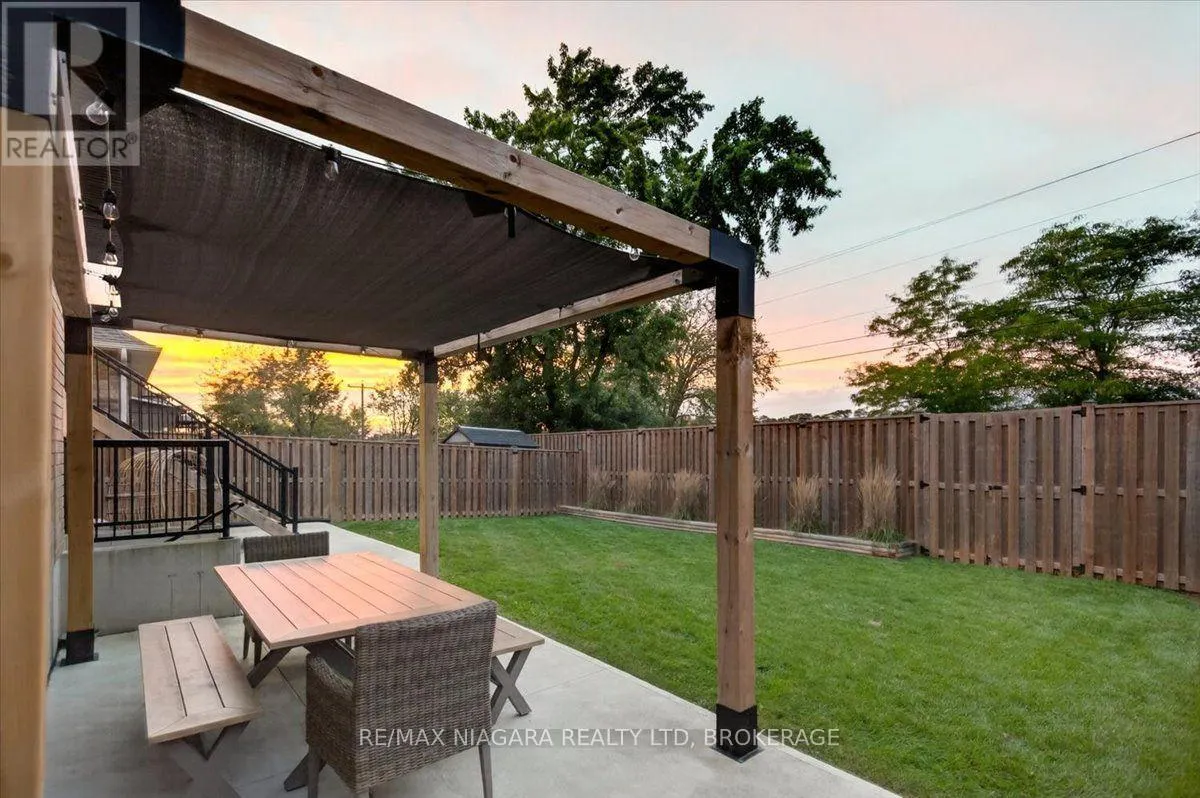 7331 SHERRILEE CRESCENT