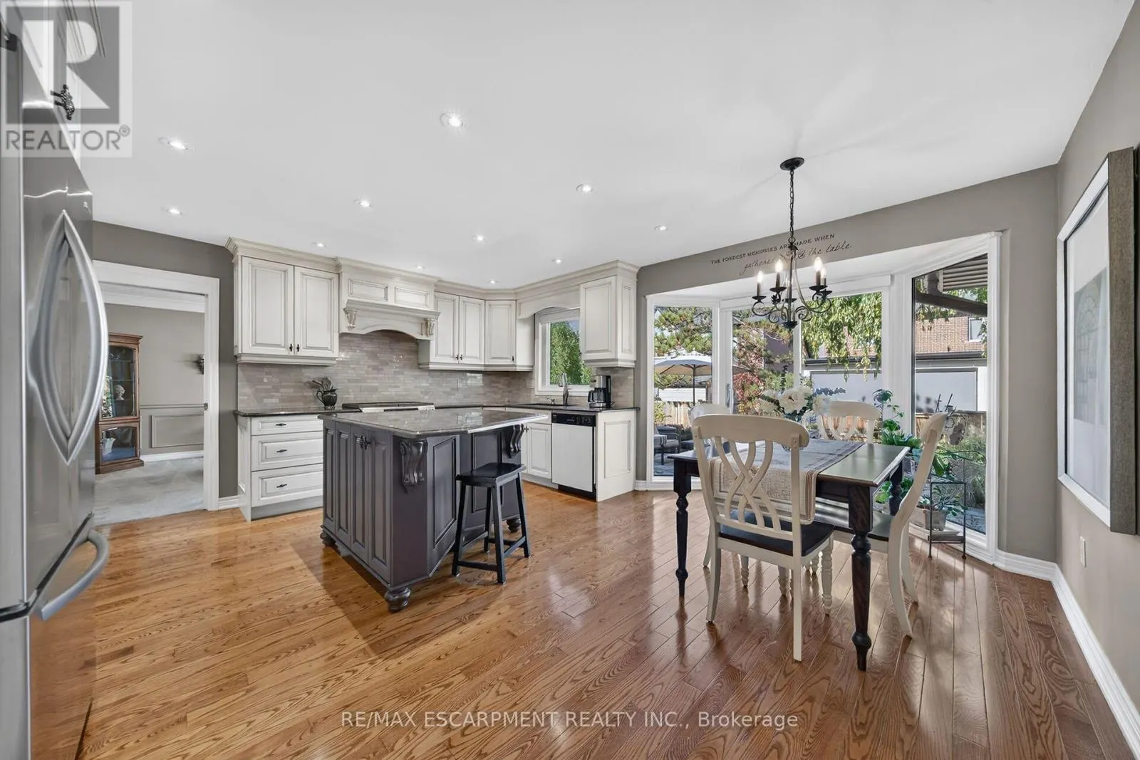 14 COTTONWOOD COURT