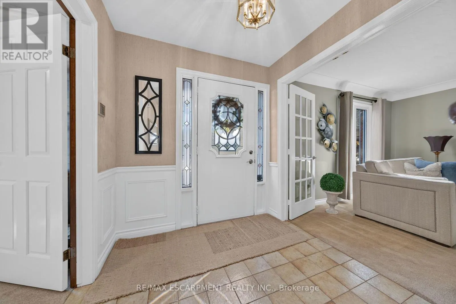 14 COTTONWOOD COURT