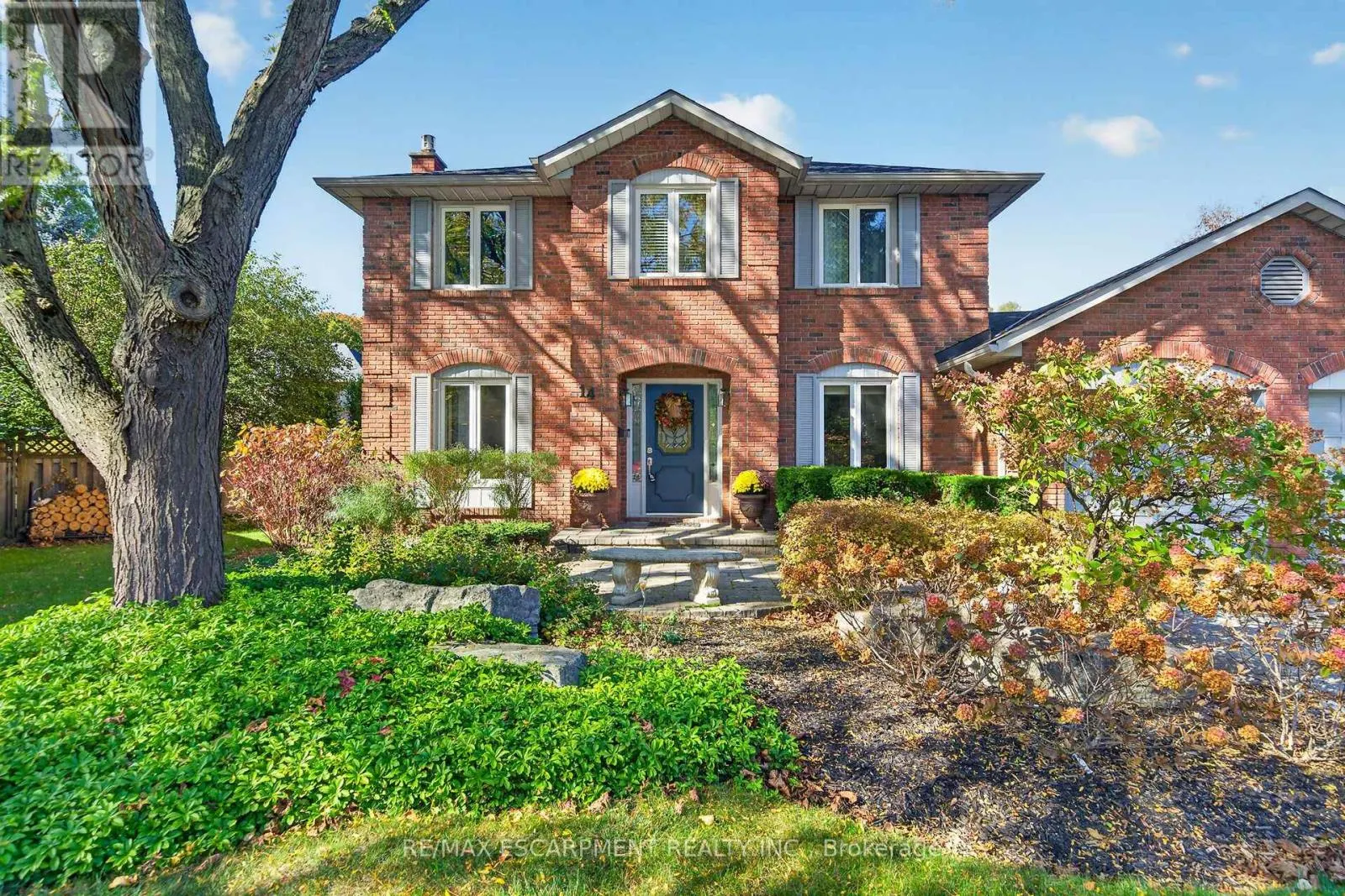 14 COTTONWOOD COURT