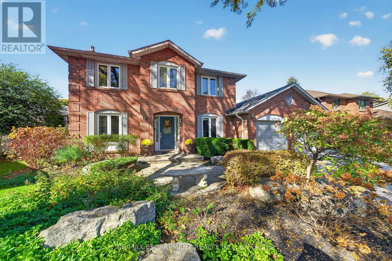 14 COTTONWOOD COURT