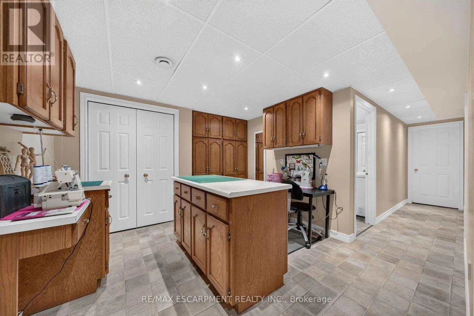 14 COTTONWOOD COURT