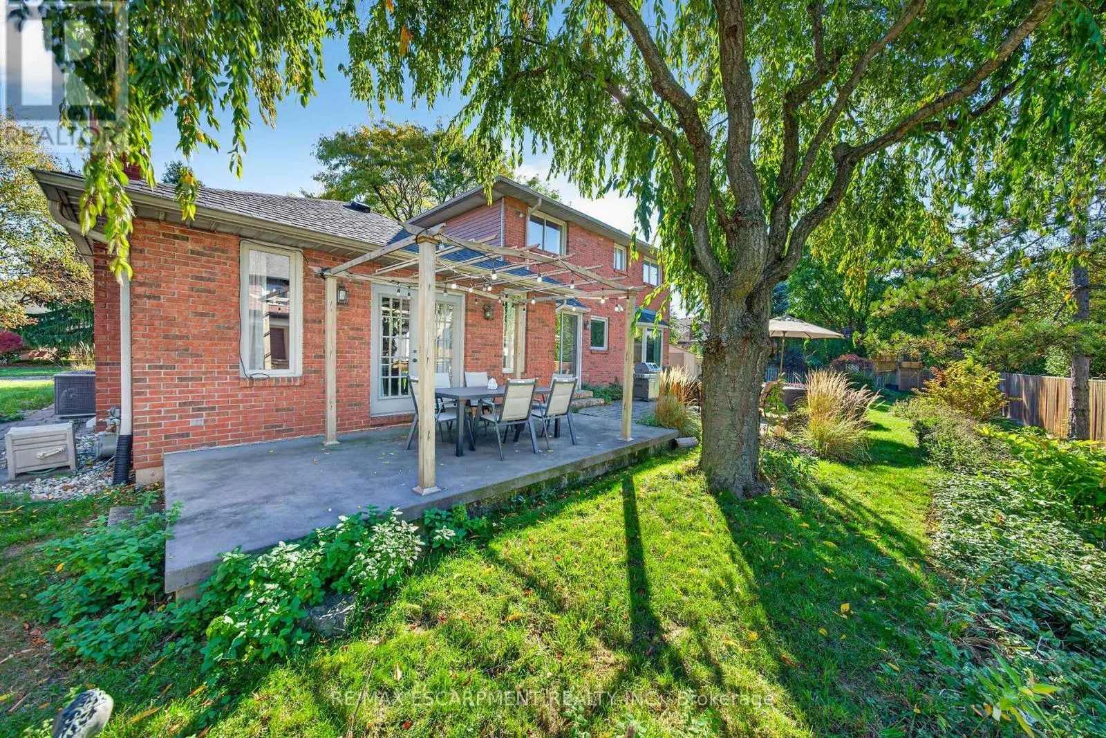 14 COTTONWOOD COURT