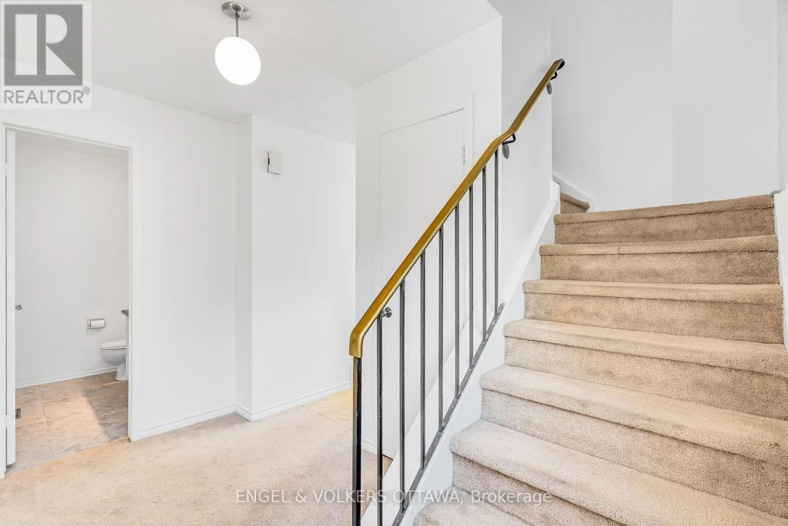 1379 AMBRIDGE WAY