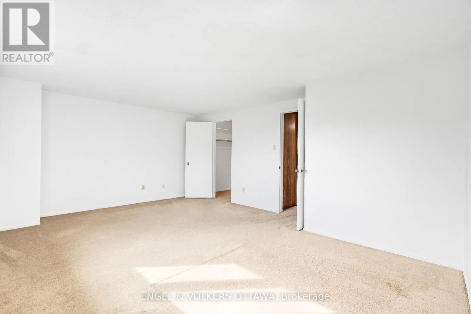 1379 AMBRIDGE WAY