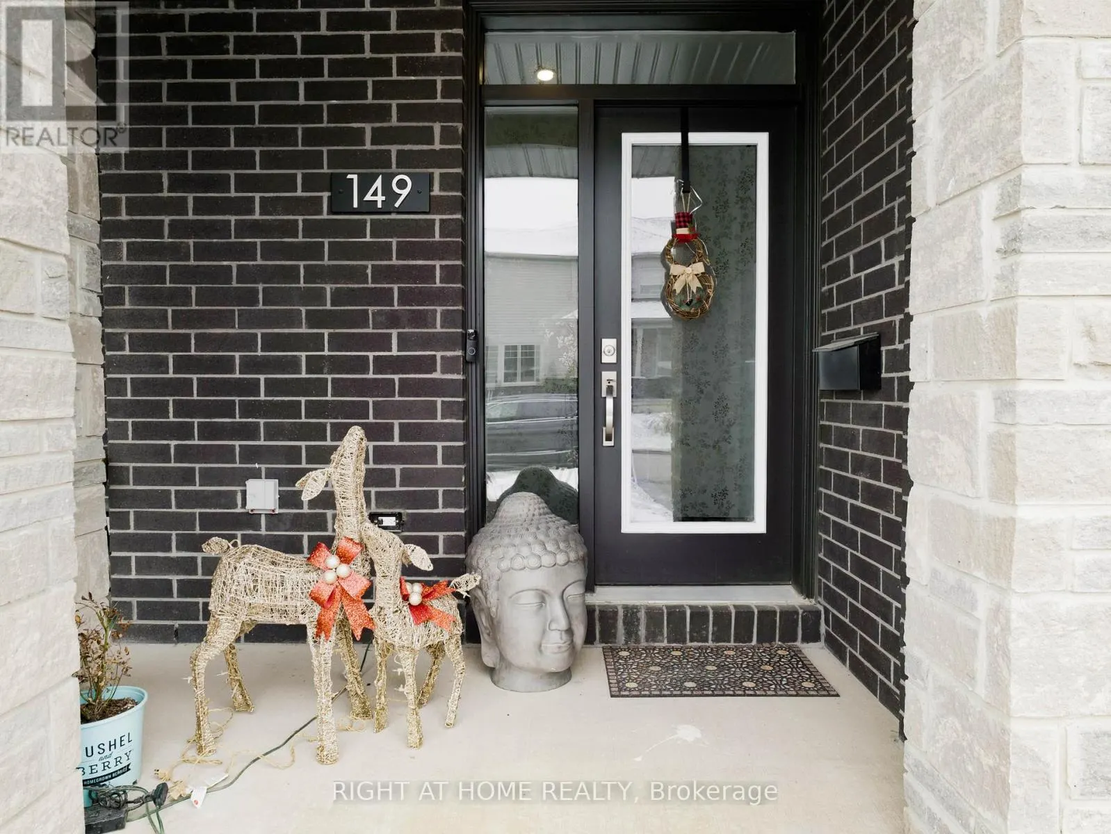 149 WABIKON CRESCENT