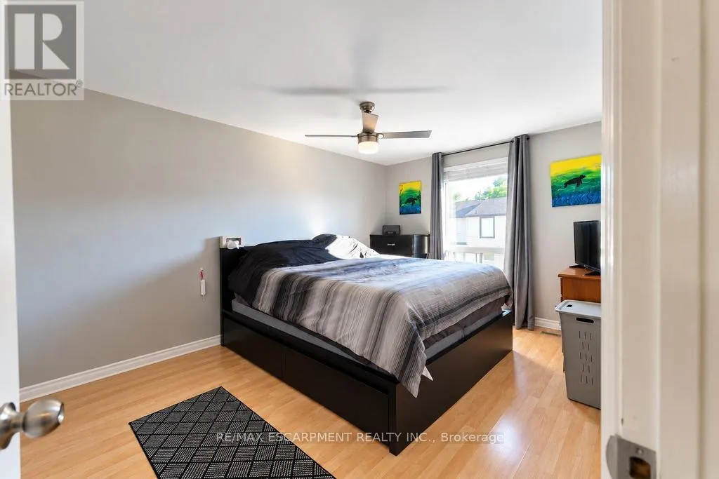 21 - 10 ANGUS ROAD