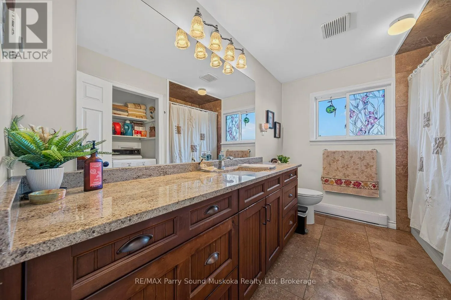 62 SUNNYSHORE ESTATE ROAD