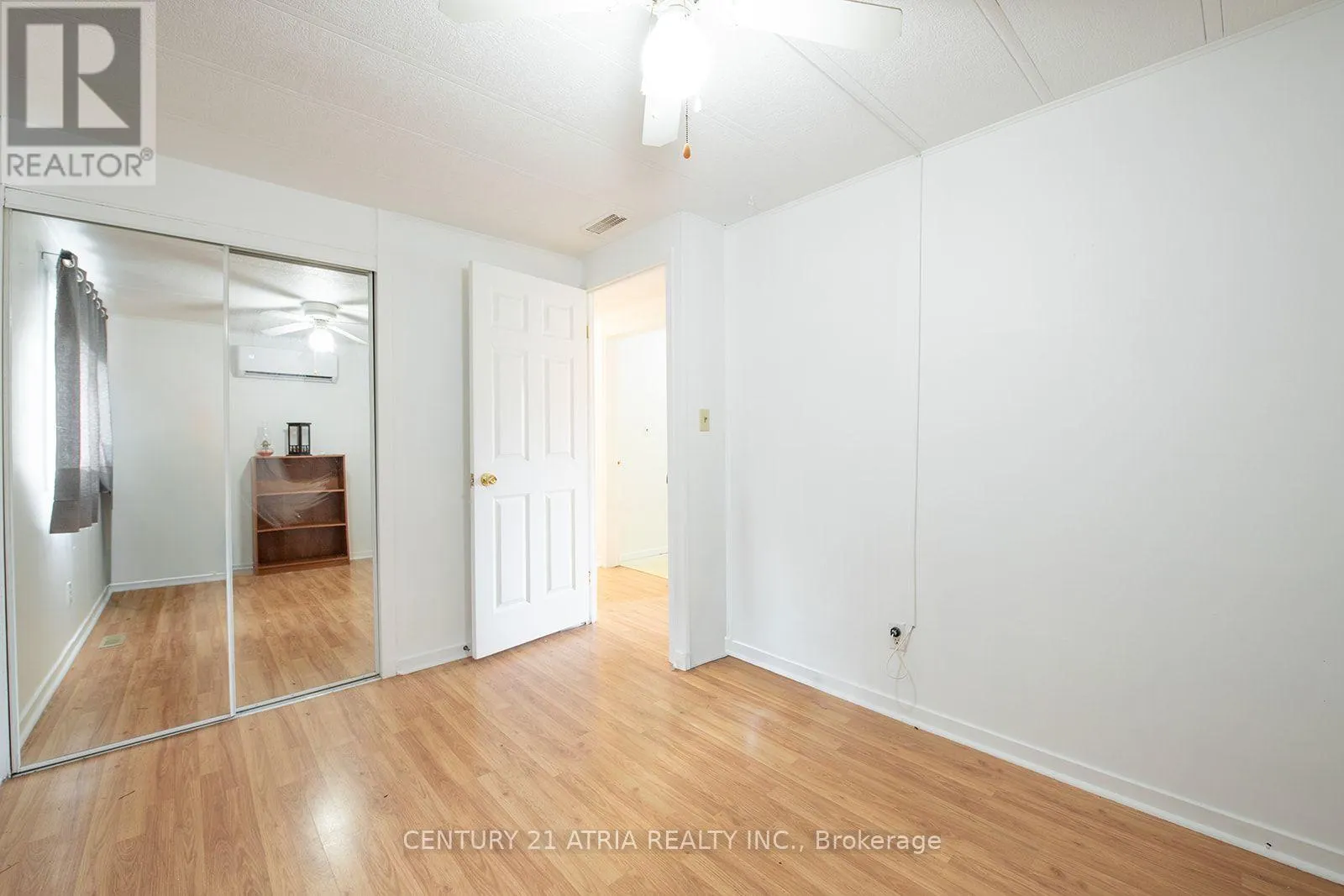 27 CASSELL LANE