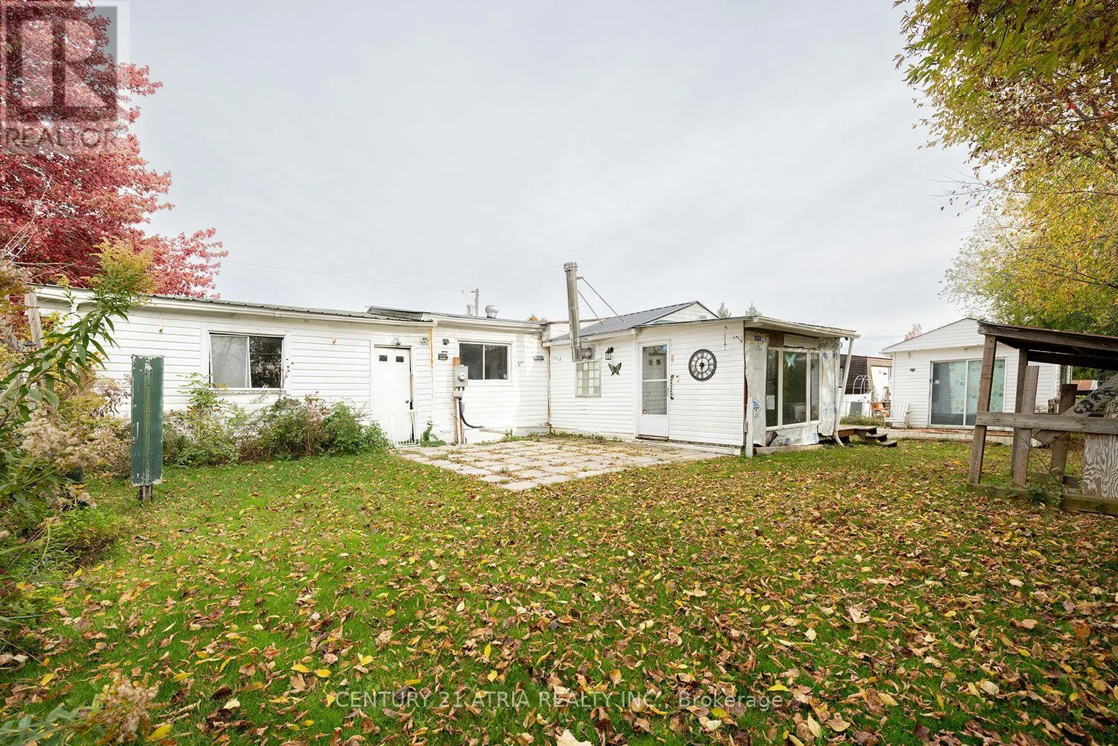 27 CASSELL LANE